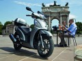 Scooter Kymco PEOPLE GTi 300 ABS (Topcase) Euro 4 Image 1